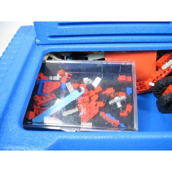 Lego Vintage 1984 Storage Travel Carry Case Assorted LOT Bricks Wheels Snap Lid - Picture 3 of 16